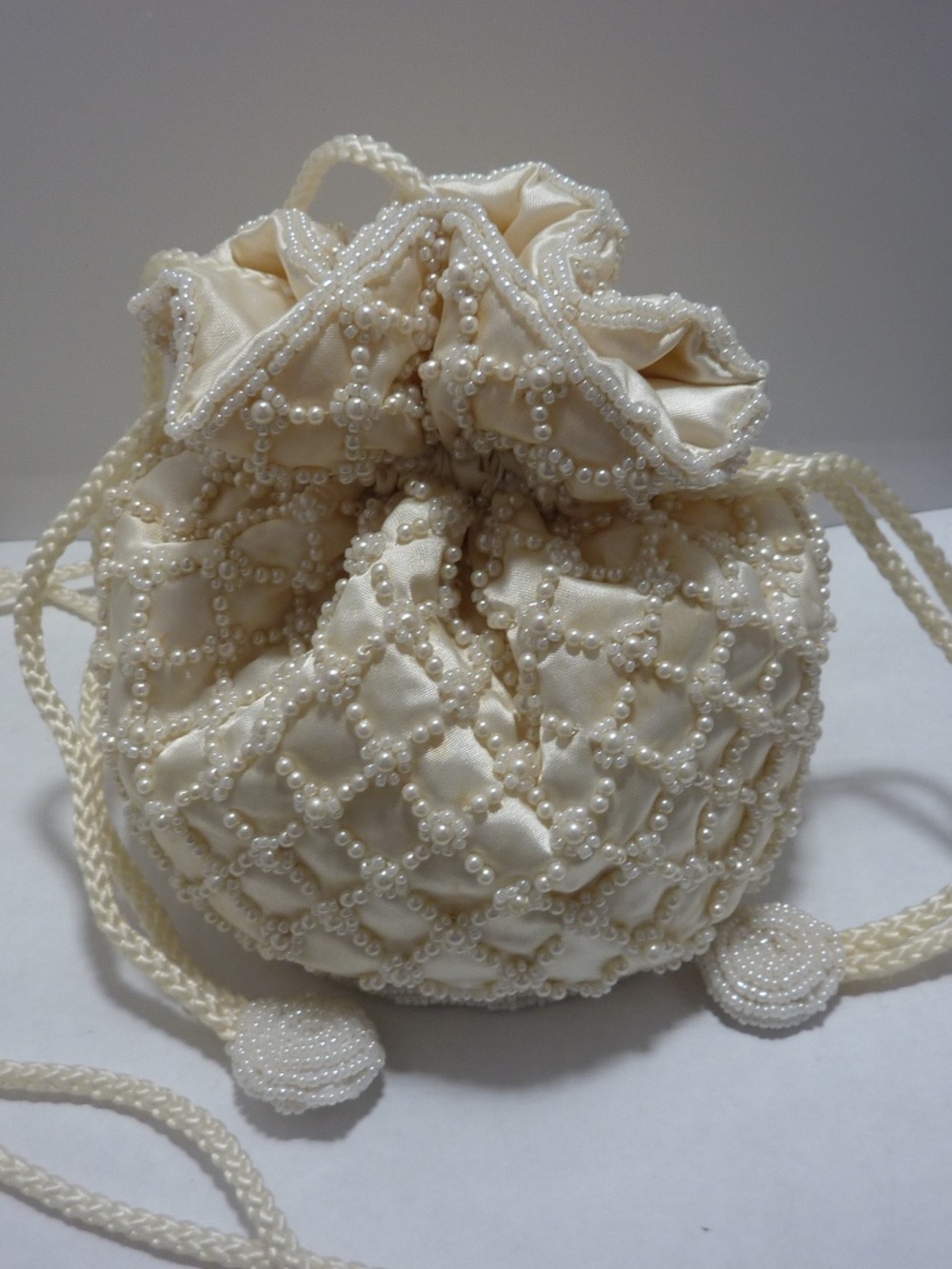 Sashs Handmade Beaded Evening Bag white Crossbody Vintage Boho